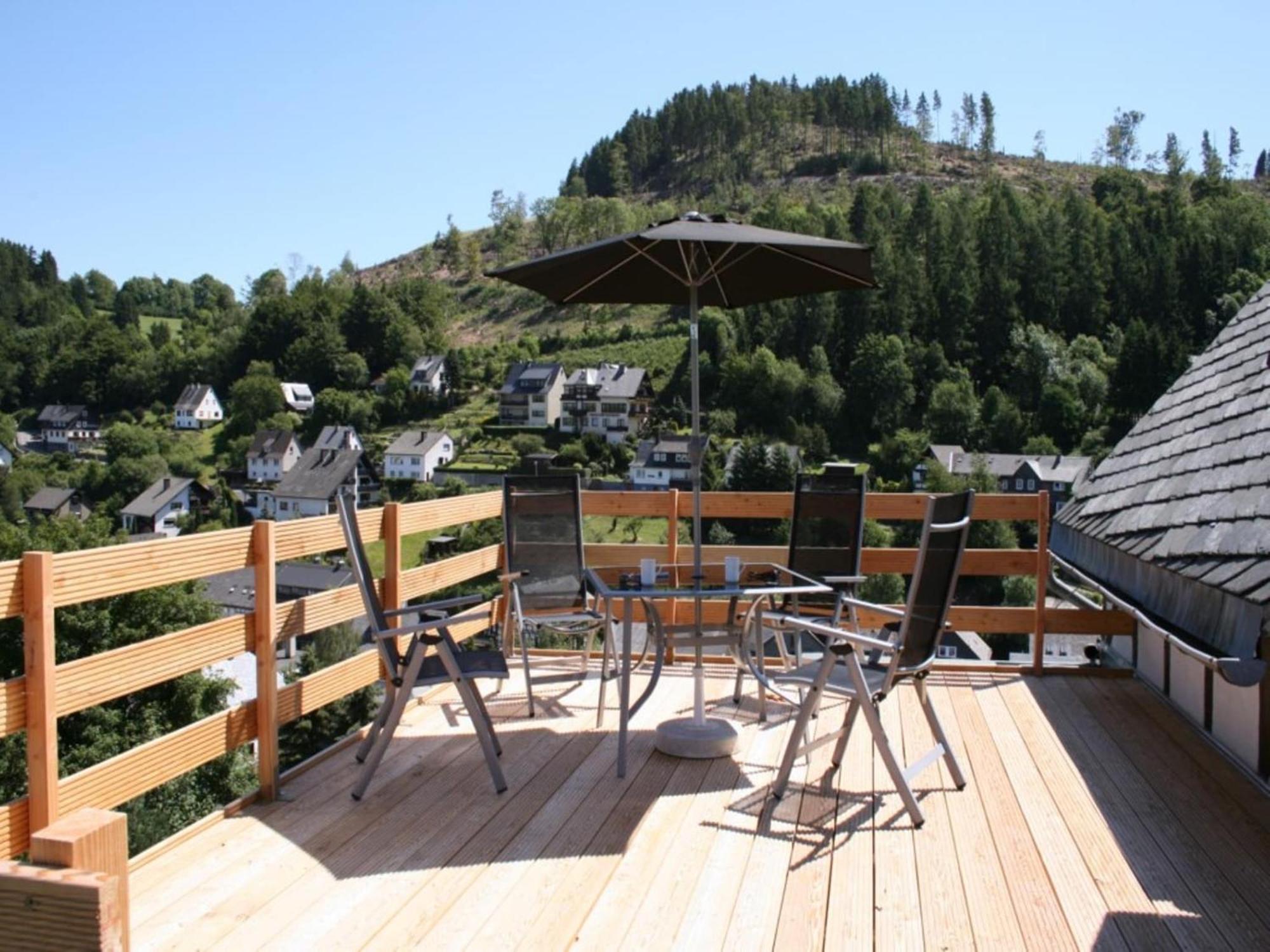 Cosy Apartment In Schwalefeld Near Willingen With Private Terrace Luaran gambar