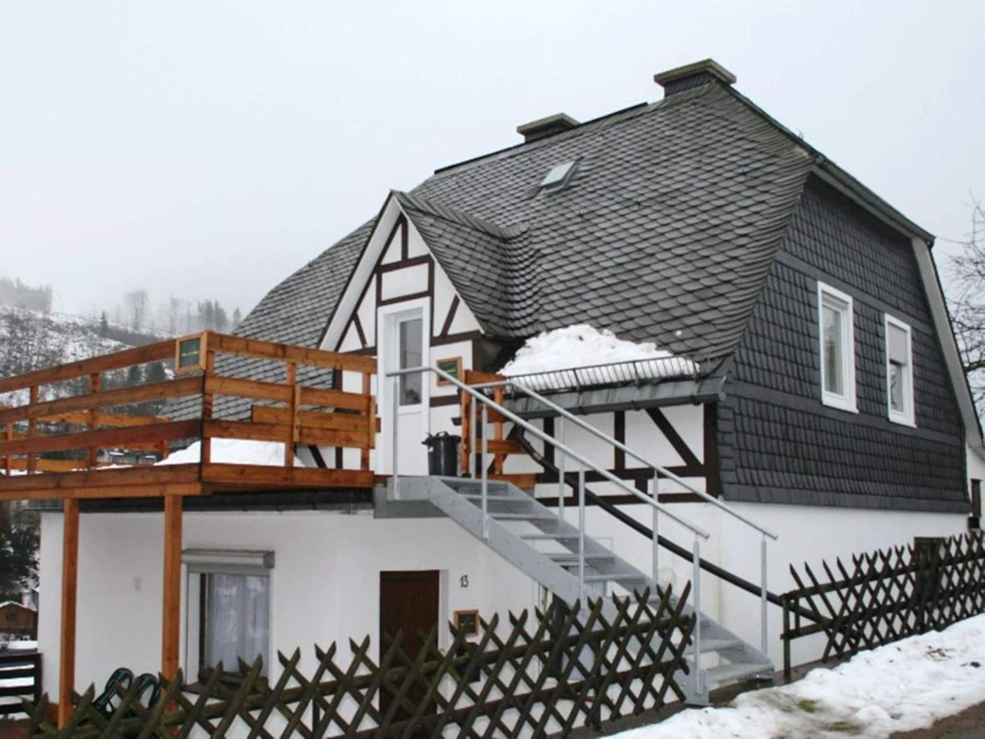 Cosy Apartment In Schwalefeld Near Willingen With Private Terrace Luaran gambar
