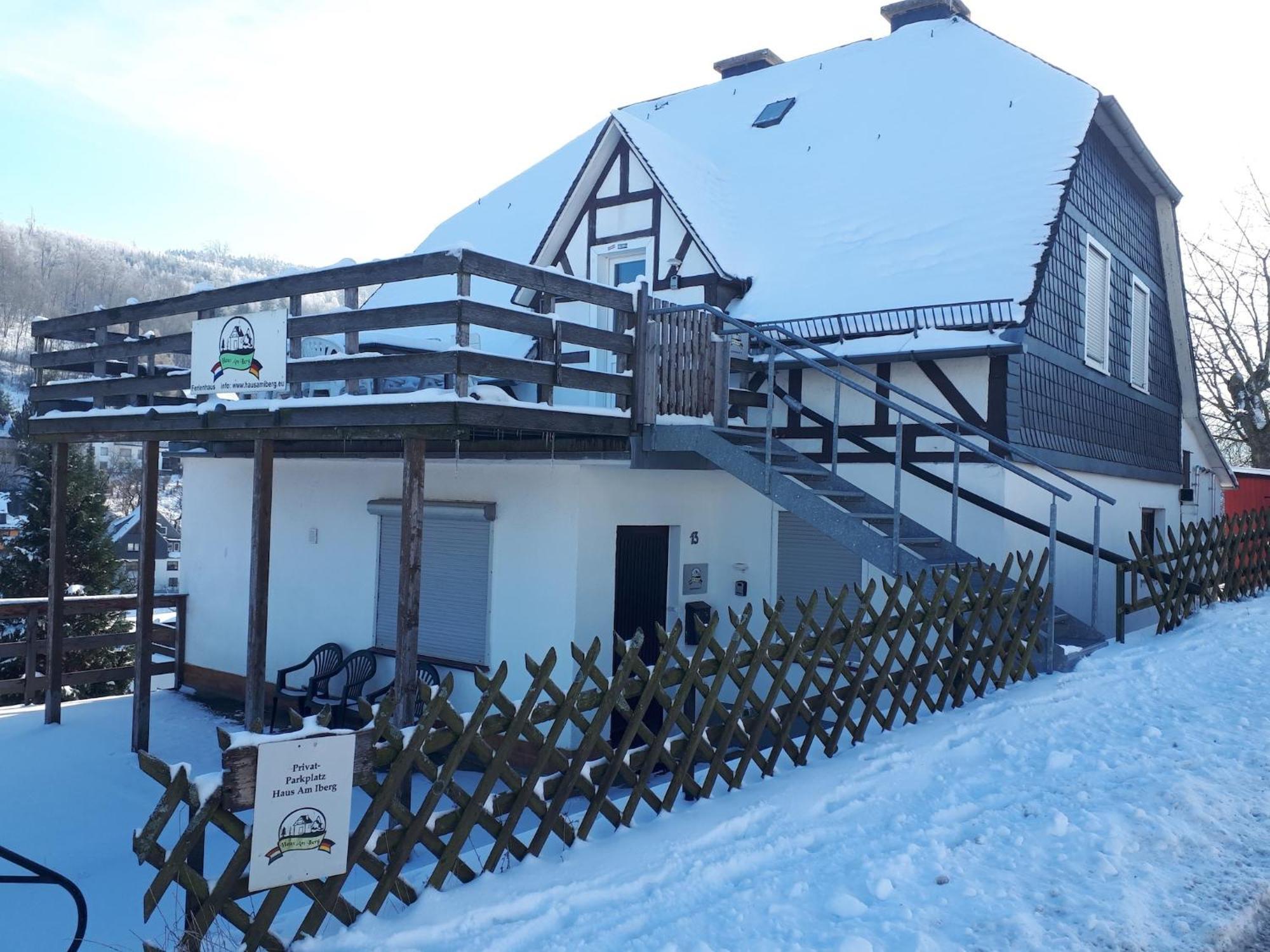 Cosy Apartment In Schwalefeld Near Willingen With Private Terrace Luaran gambar